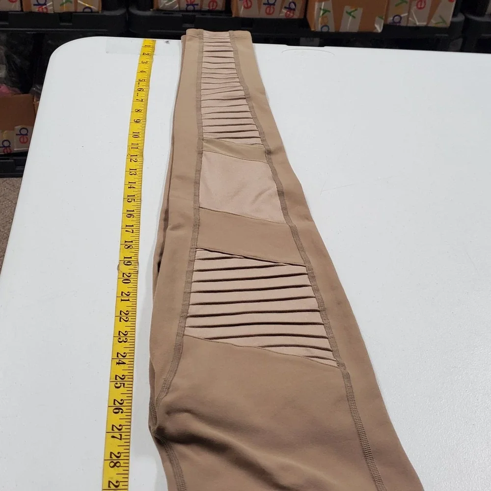 Alo Womens Stacked Pull On Tapered Leggings Size S Beige Low Rise Athletic Gym